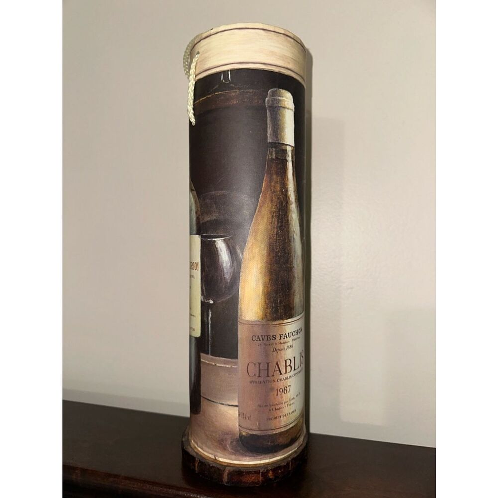 F. de Villeneuve vintage 1967 Caves Fauchon Chablis wine gift storage tube